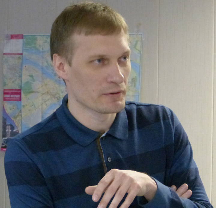 ������� ���� �������� - ������� ������� ������.
Round table �Ukraine - the sights of the citizens of Russia�