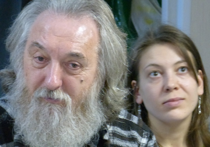 ������� ���� �������� - ������� ������� ������.
Round table �Ukraine - the sights of the citizens of Russia�