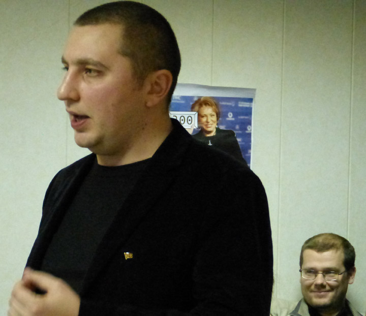 ������� ���� �������� - ������� ������� ������.
Round table �Ukraine - the sights of the citizens of Russia�