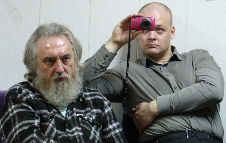 ������� ���� �������� - ������� ������� ������.
Round table �Ukraine - the sights of the citizens of Russia�
