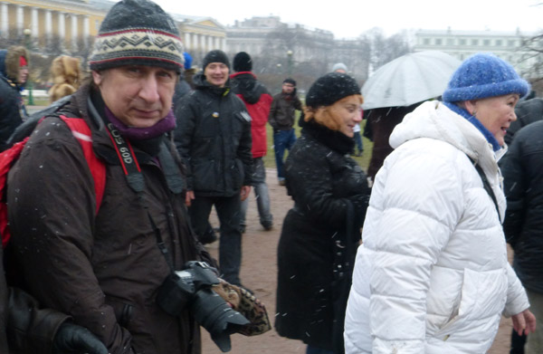 ��������� ����������� � �����-����������. ��������� �����������
The support of Euromaydan in St. Petersburg. The participants of action