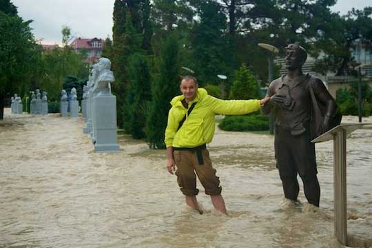 ��������  � �������
Monument  in Crimeask