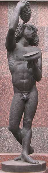 ������ ����������
Statue �Winemaking�