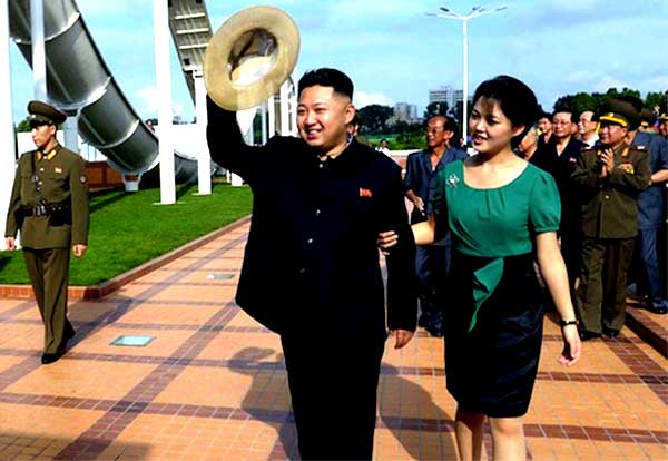 ����� ���� � ������ ����
Chief of Korean PDR with the first lady