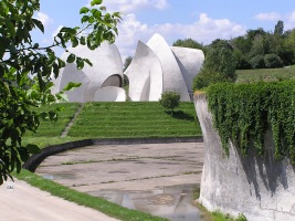 �������� �������� ���� � �����
Monument Baize mountain in Kiev