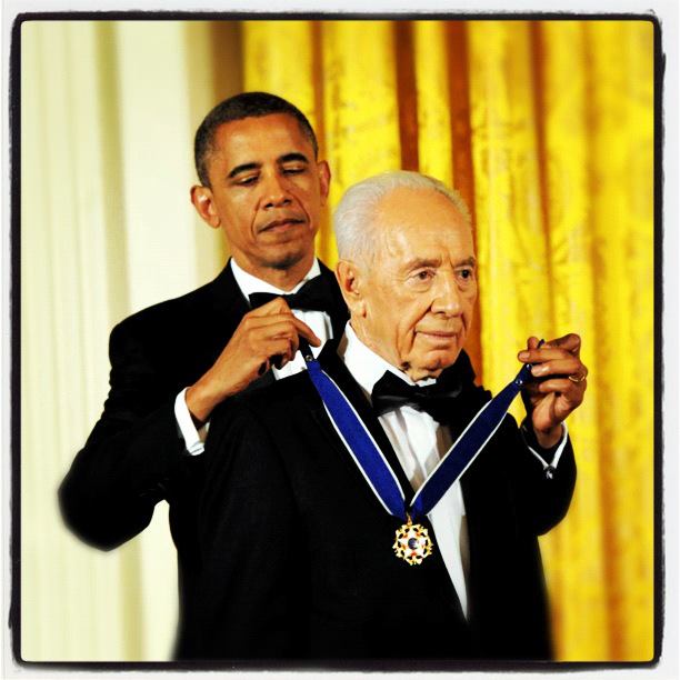 ���������� ����� � �����
Presidents Obama and Peres