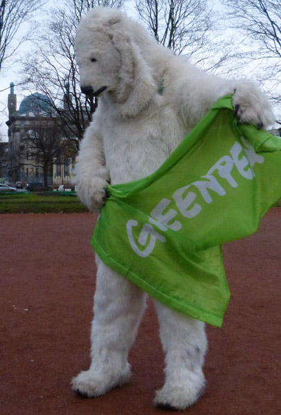 ����� �������� ������30�. �������
Action �Free Arctic30�. GREENPEACE