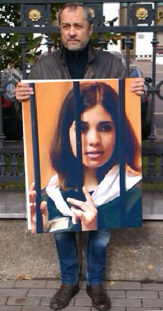 ����� � ��������� ������� ��������������. 
The picket in support of Nadezhda Tolokonnikova. 
