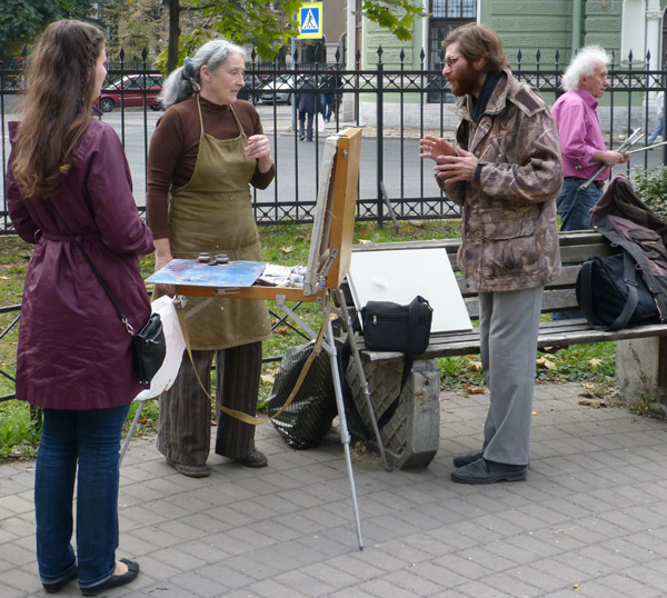 ����� ���������� � ������ ���������� �������. ������ ������
The watch by painters in protection of the Pushkarskaya square. Marina Spivak