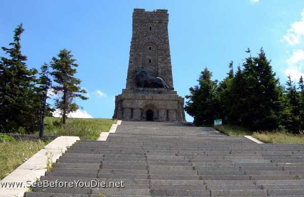 �������� �������� �� �����
Monument to Freedom on Shipka