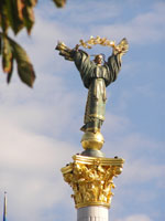 �������� �������� ������� � �����
Monument to Talisman of Ukraine in Kiev