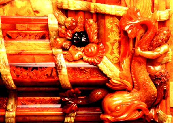 �������� ��������� �������. ������� �������� ���� ����� ������
Postal card �The Amber Room. Details of the large amber frame on the south wall�