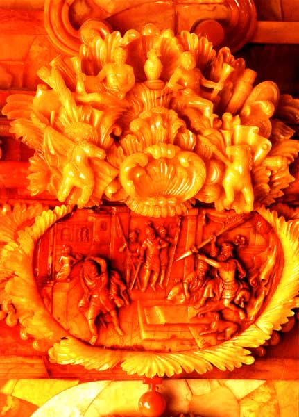 �������� ��������� �������. ��������� ������� �������� ������
Postal card �The Amber Room. Details of the amber frame on the north wall�