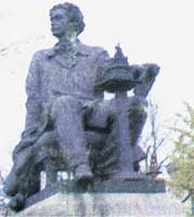 �������� �.�.�������� � ���������
Monument to Michael O. Mikeshin in Smolensk