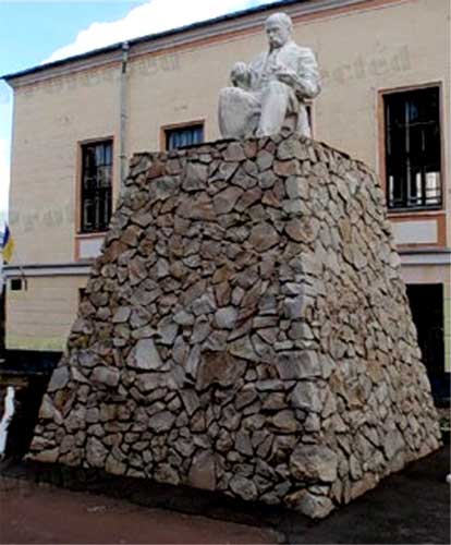 �������� �������� � ��������
Monument to Taras G. Shevchenko in Konotop