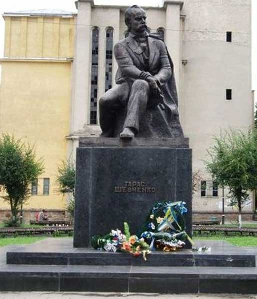 �������� �������� � ������
Monument to Taras G. Shevchenko in Sokal