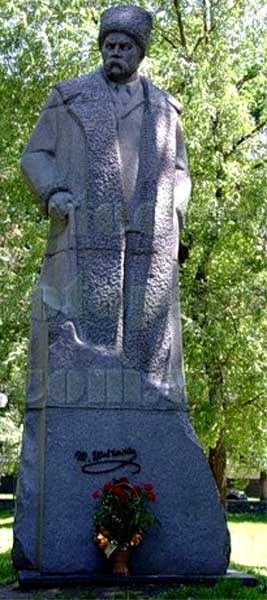 �������� �������� � �����������
Monument to Taras G. Shevchenko in Khmelnitsky