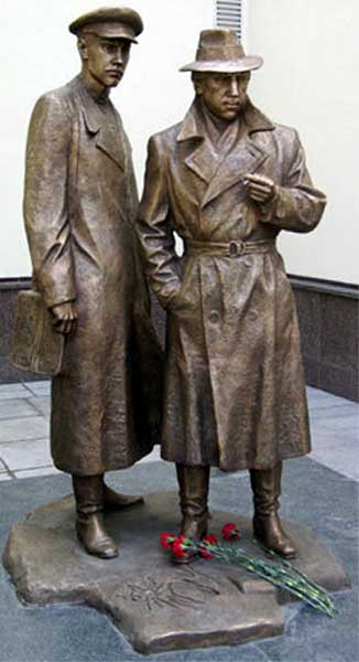 �������� ������� � �������
Monument �Zheglov and Sharapov� in Kiev