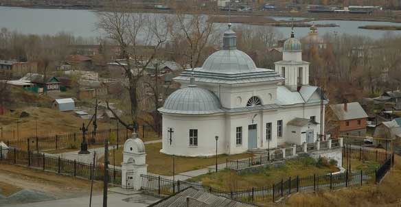 ������������� ������� � ����-����������
church of Resurrection in Verh-Neyvinsky