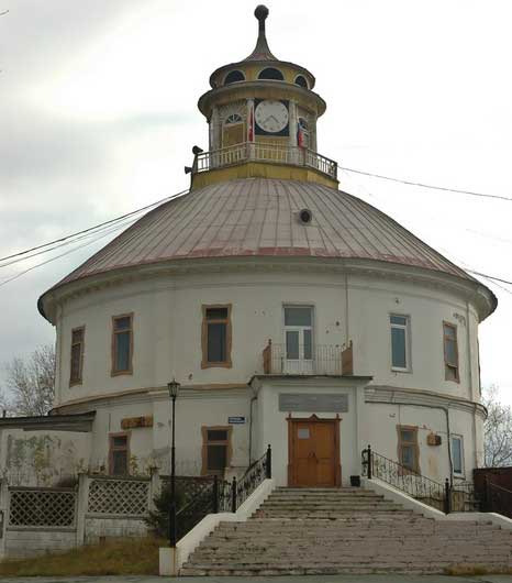���� �������� � ����-����������
tower watch in Verh-Neyvinsky